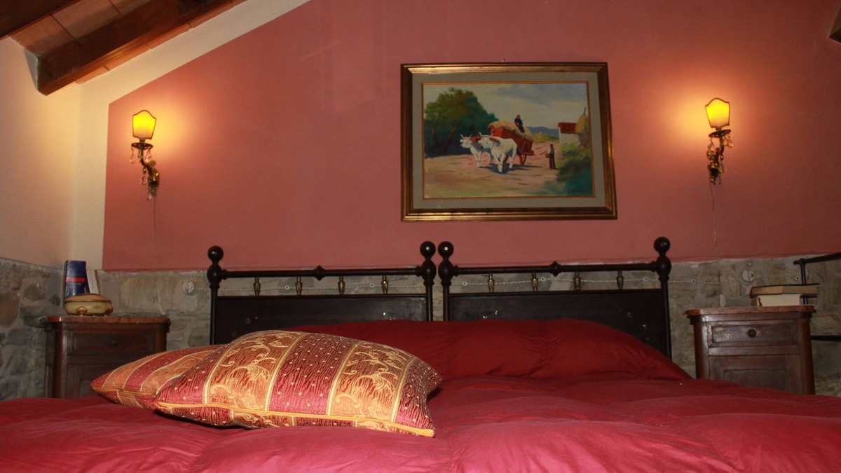 Pontremoli Bed & Breakfast | B&B Eremo Gioioso - Il Castagno room