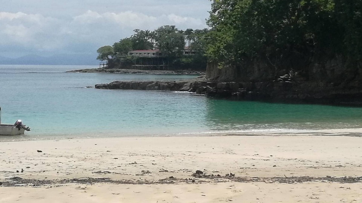 Contadora Island Bed & Breakfast | B&B Gerald's