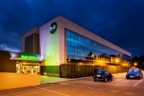Sant Cugat del Valles Hotel | B&B HOTEL Barcelona Sant Cugat