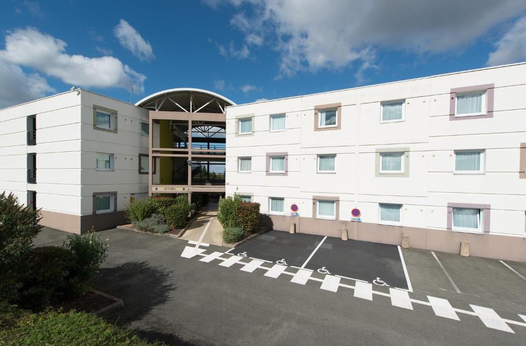 Nouan-sur-Loire Hotel | B&B HOTEL Blois Sud Vineuil