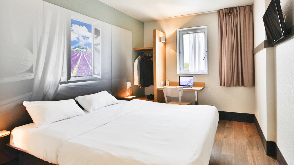 Les Tourrettes Hotel | B&B HOTEL Montélimar Nord