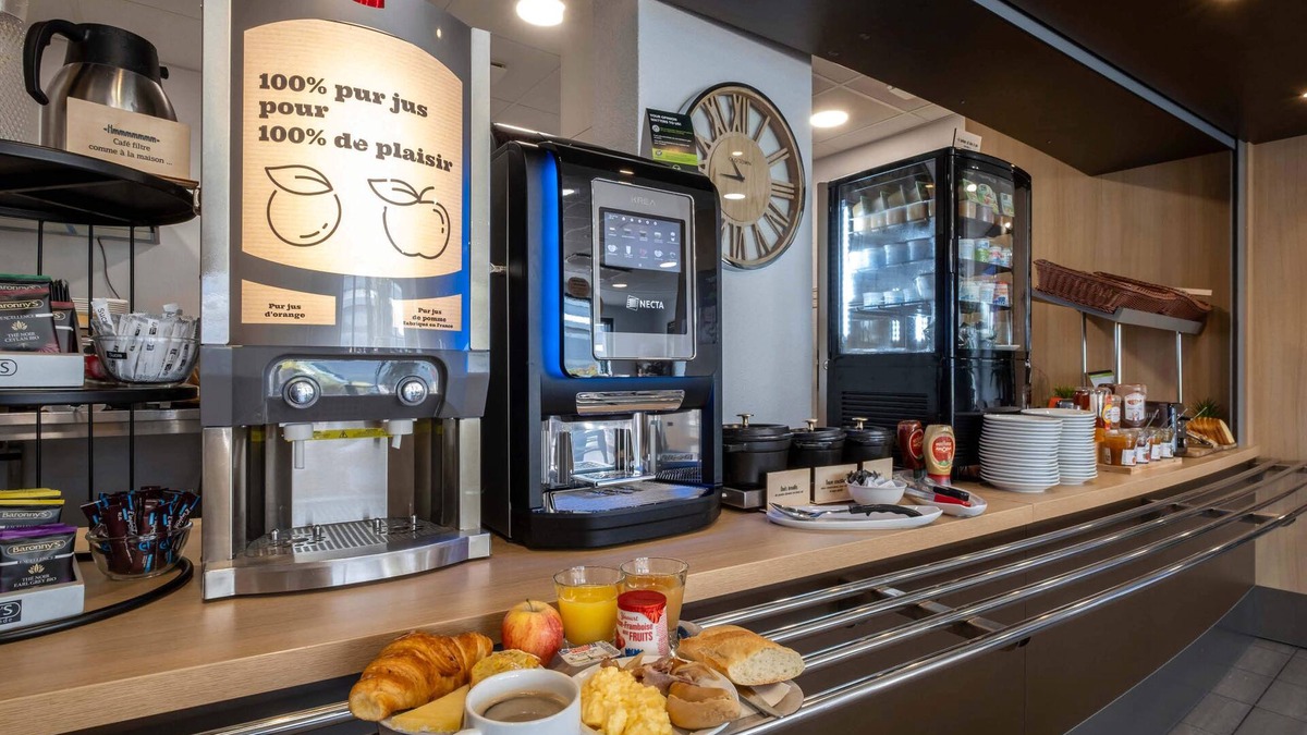 North district Hotel | B&B HOTEL Niort Marais Poitevin Est