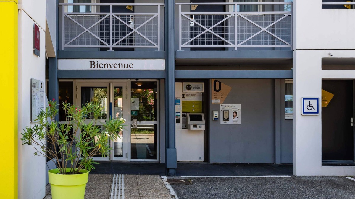 Bourg-les-Valence Hotel | B&B HOTEL Valence Nord