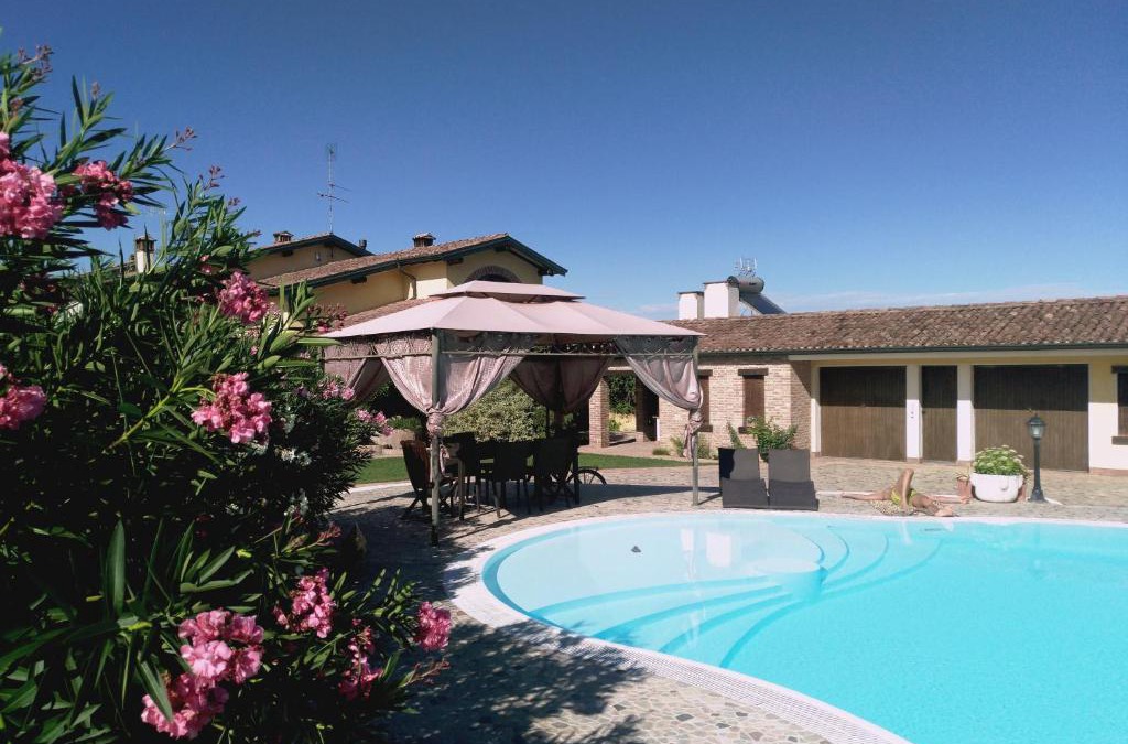 Bagnolo San Vito Bed & Breakfast | B&B Il Martin Pescatore