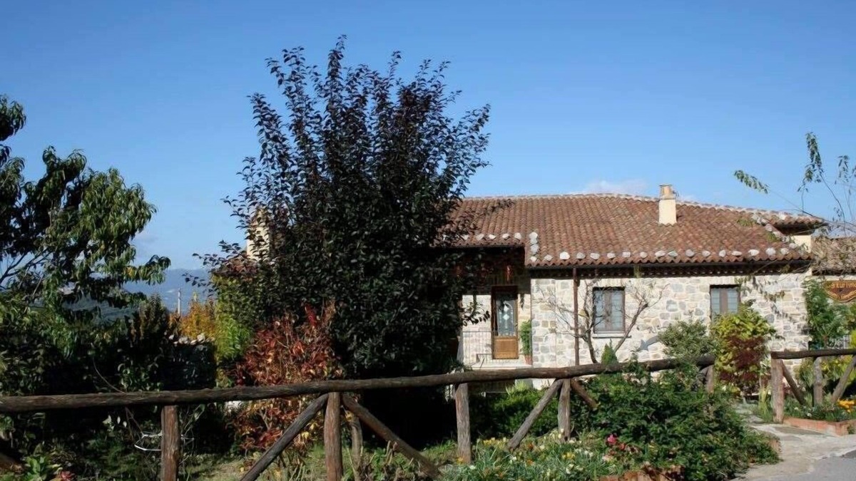 Rotonda Bed & Breakfast | B&B L'Antico Portale