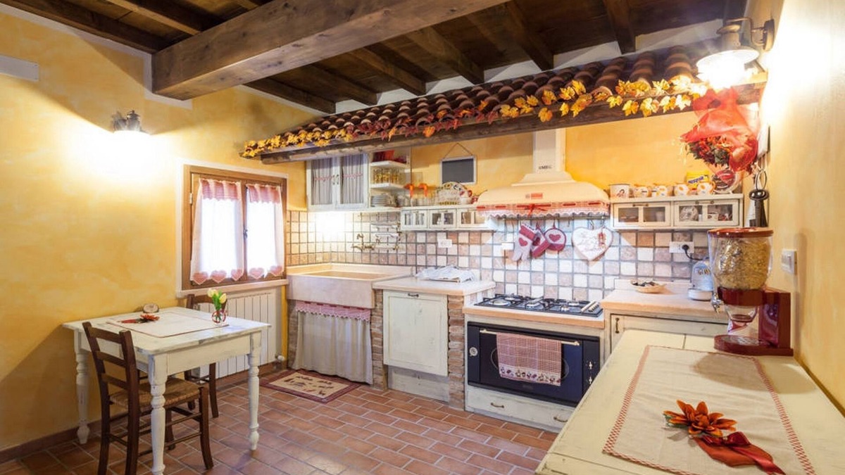 Roncoferraro Bed & Breakfast | B&B La Casa delle Rondini