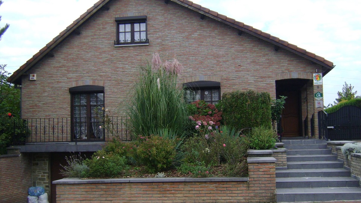 La Louviere House | B&B Le Castillon
