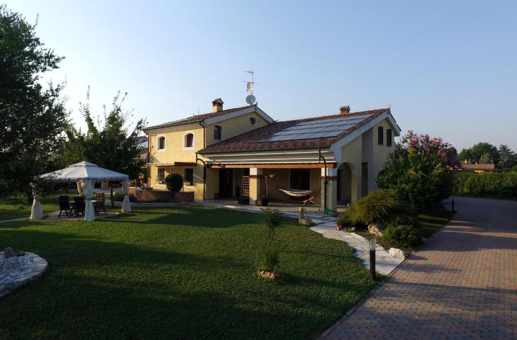 Rubano Bed & Breakfast | B&B Melograno MC