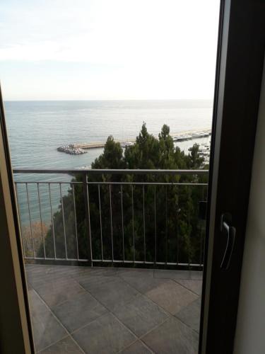 Alassio Bed & Breakfast | B&B nido sul mare