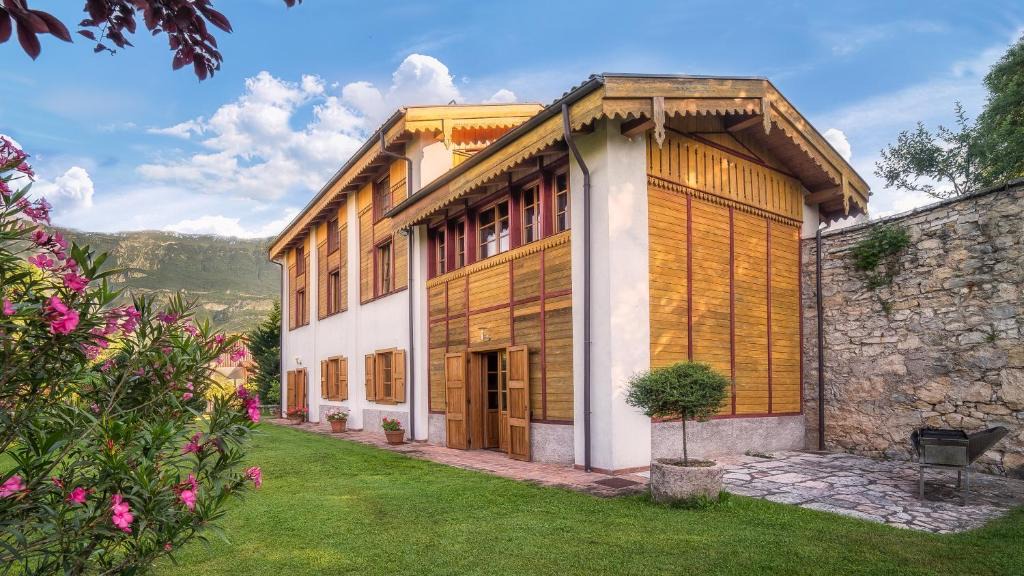 Rovereto Bed & Breakfast | B&B Relais Mozart