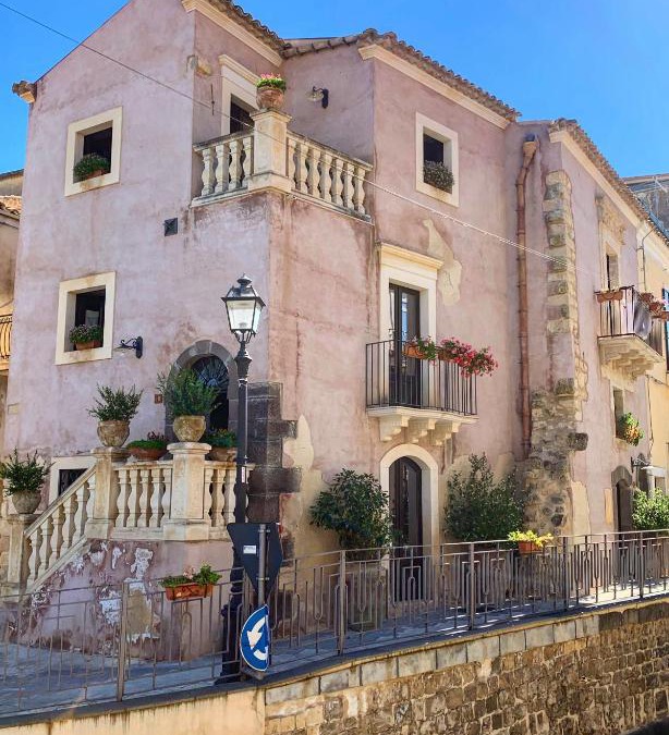 Licodia Eubea Bed & Breakfast | B&B Santapau Charme Living
