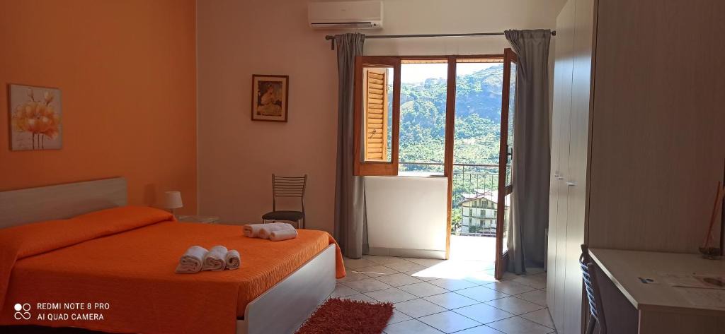 Longi Bed & Breakfast | B&B Serena