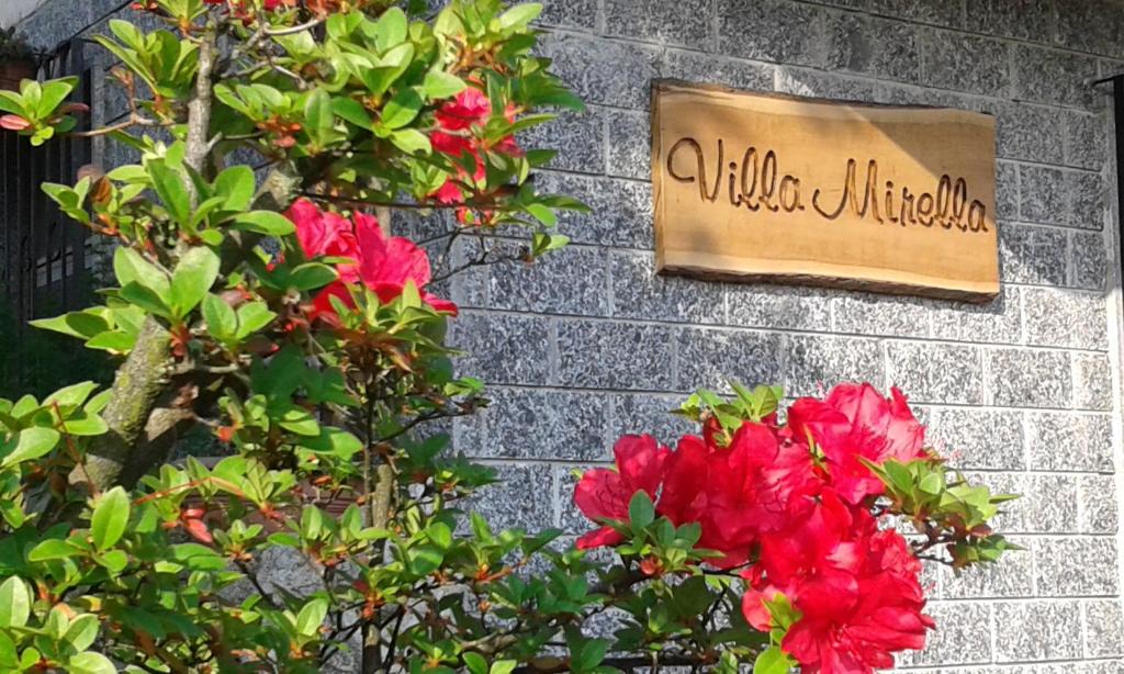 Casnate Con Bernate Bed & Breakfast | B&B Villa Mirella