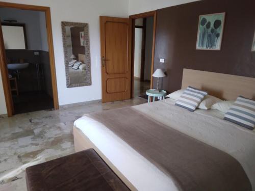 Tollo Bed & Breakfast | B&Be Home