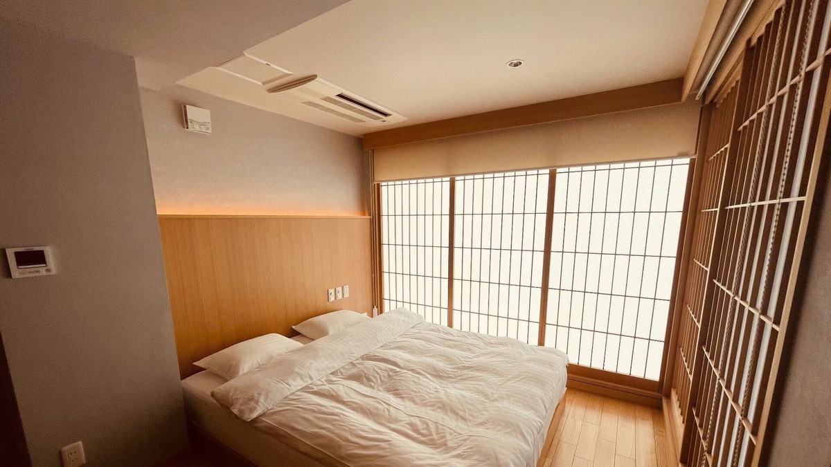 Iwamotocho Apartment | B / Chiyoda-ku Tokyo