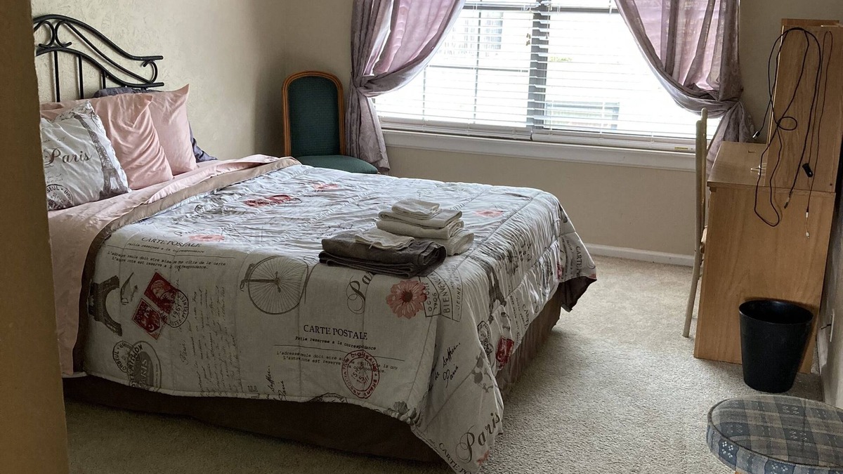 Wichita Falls House | B Cozy in 3 BDRM/1 bath. Sleeps 6 Suite B