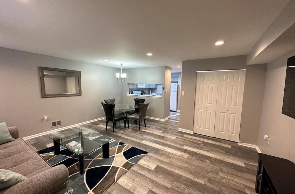 Baltimore Apartment | B-more 4 Less! 2Br Peaceful & Pet Friendly Condo Near Everything!