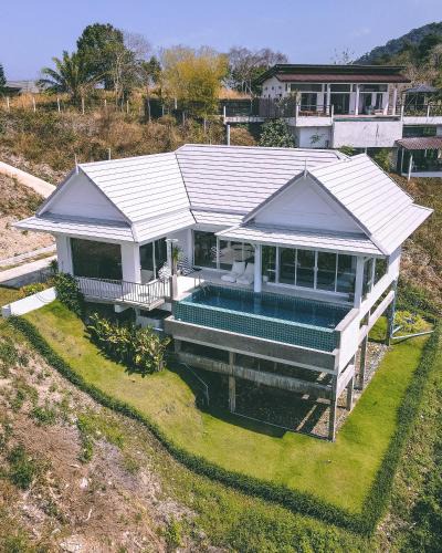 Ko Lanta Villa | BaanKuer Hill Pool Villa
