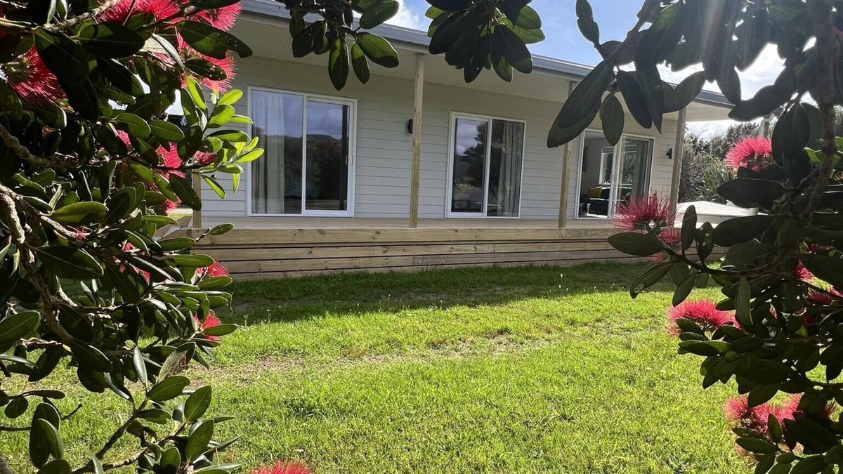 Ahipara House | Bach @ 45.