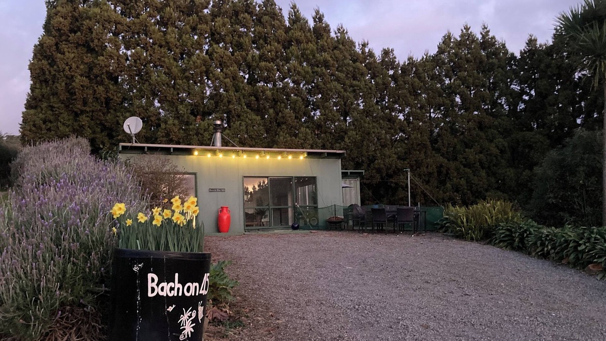 Kaitake House | Bach on 45 - Secluded Rustic Peaceful