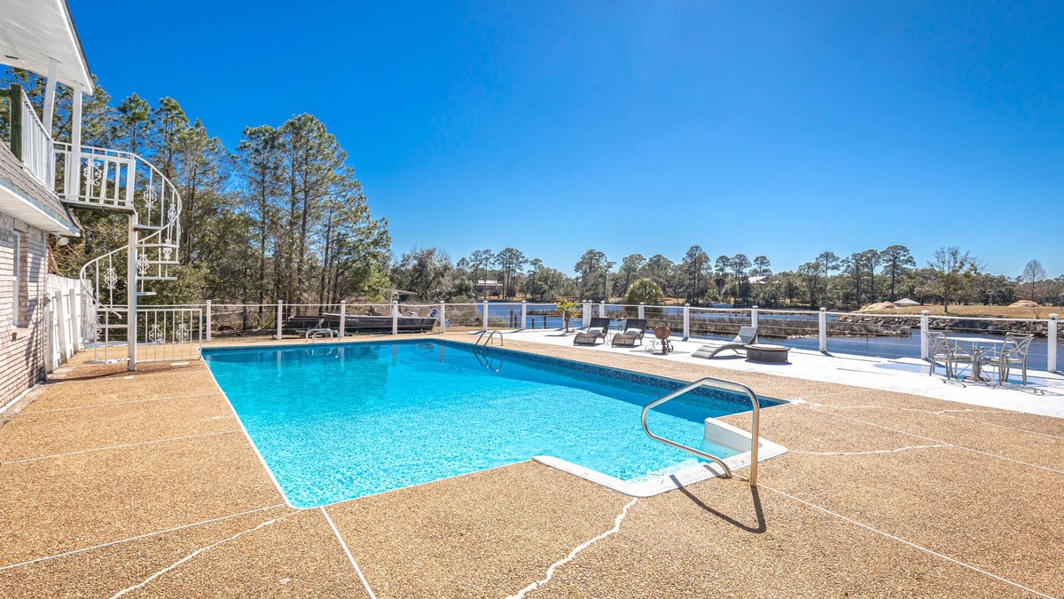 St. Martin House | Back Bay Biloxi Bayou, Private Pool and Movie Room!