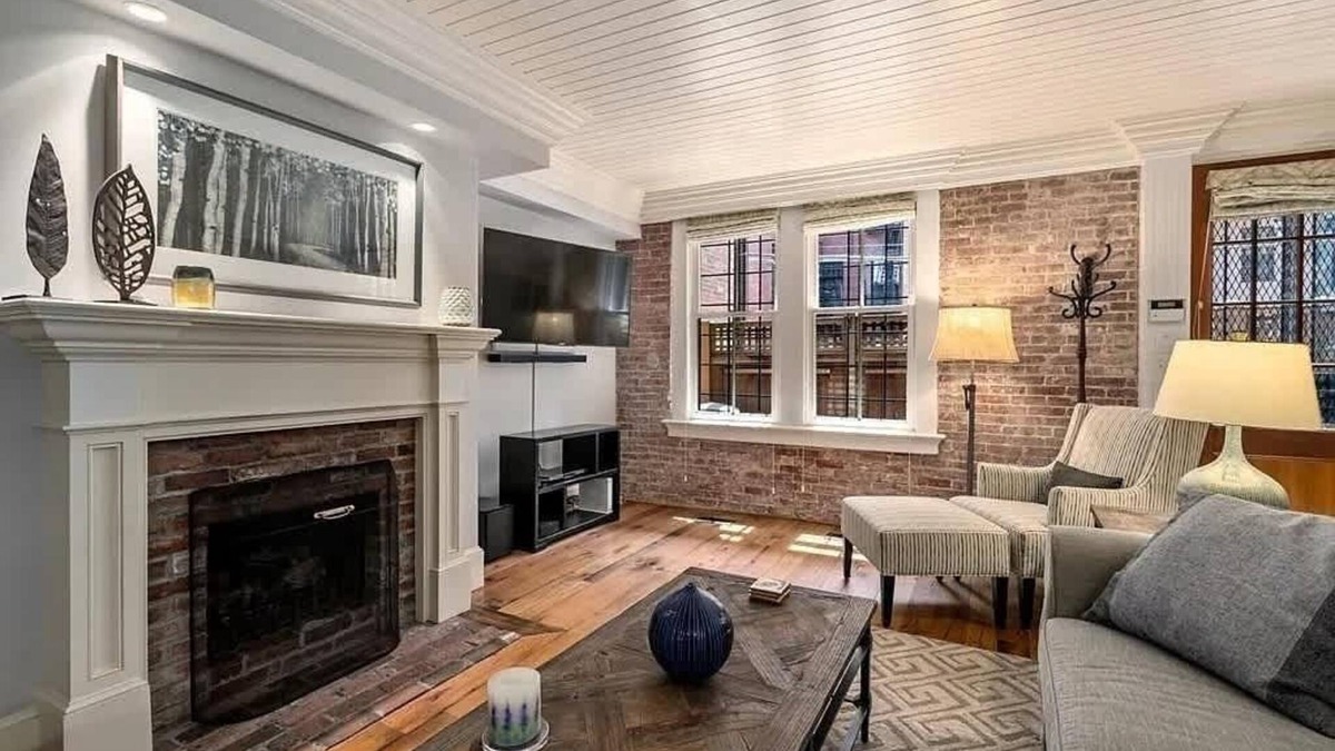 Back Bay West Apartment | Back Bay "Nantucket" Pied-à-terre Off Newbury St