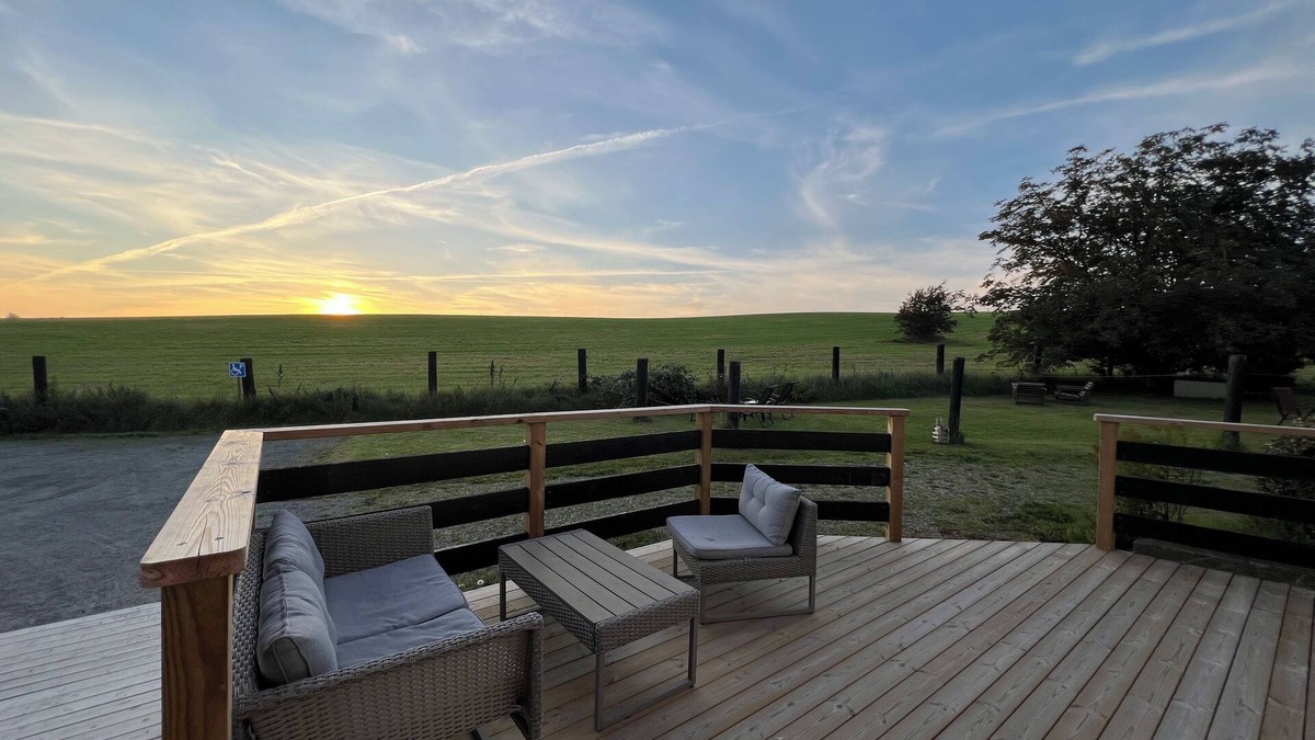 Ystad Bed & Breakfast | Backadal Gård B&B