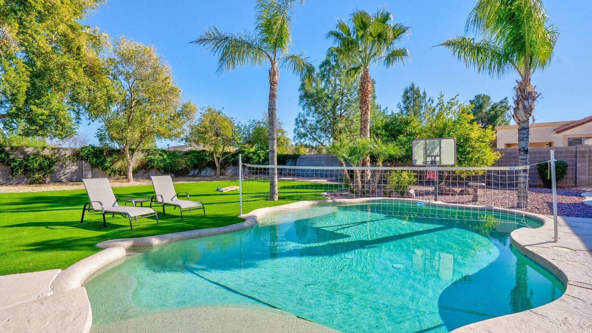 Gilbert House | Backyard of Dreams w/Heated Pool!