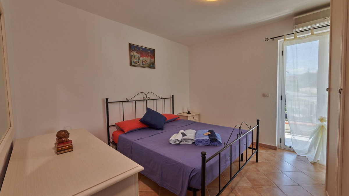 Badolato Marina Apartment | Badolato apartments: White Beach, Sun. JUNE/JULY OFFER 100euro/week/pax