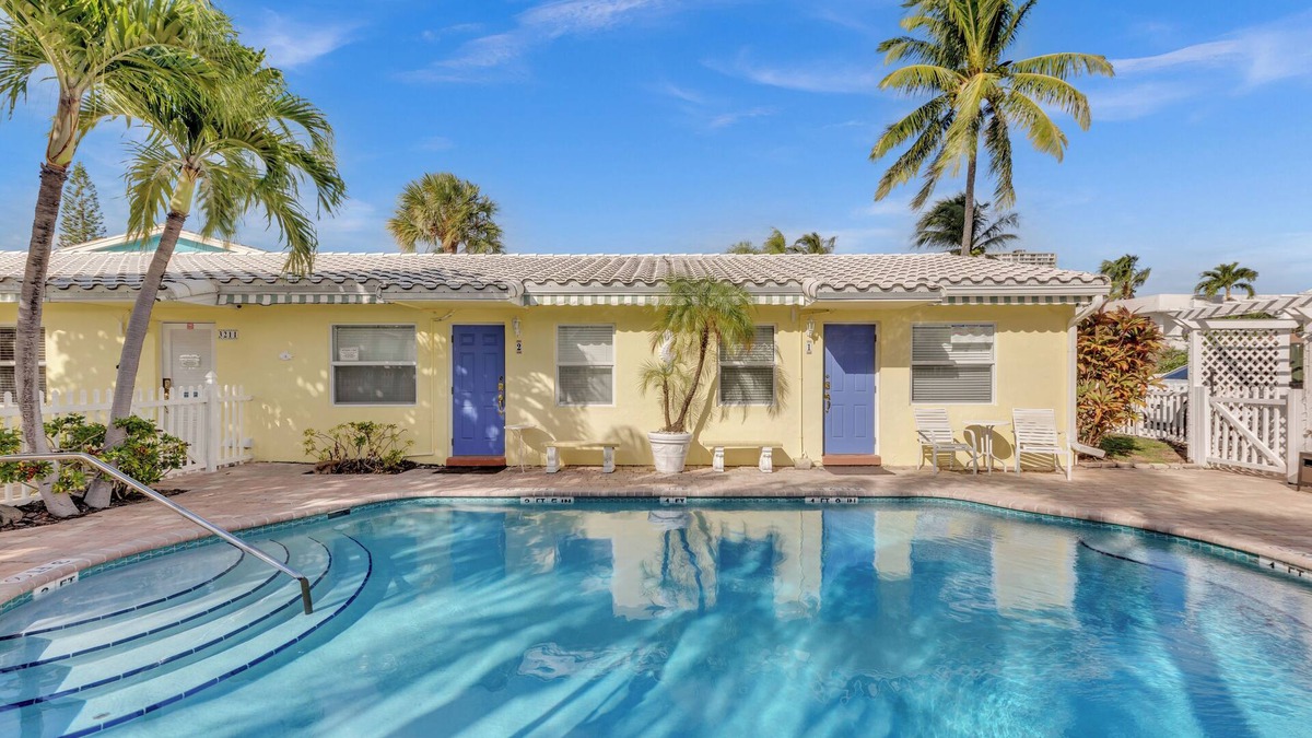 Santa Barbara Estates Apartment | Bahama Beach Club Pompano Unit #1 - Bimini