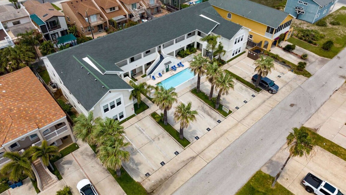 South Padre Island Apartment | Bahama Breeze #2