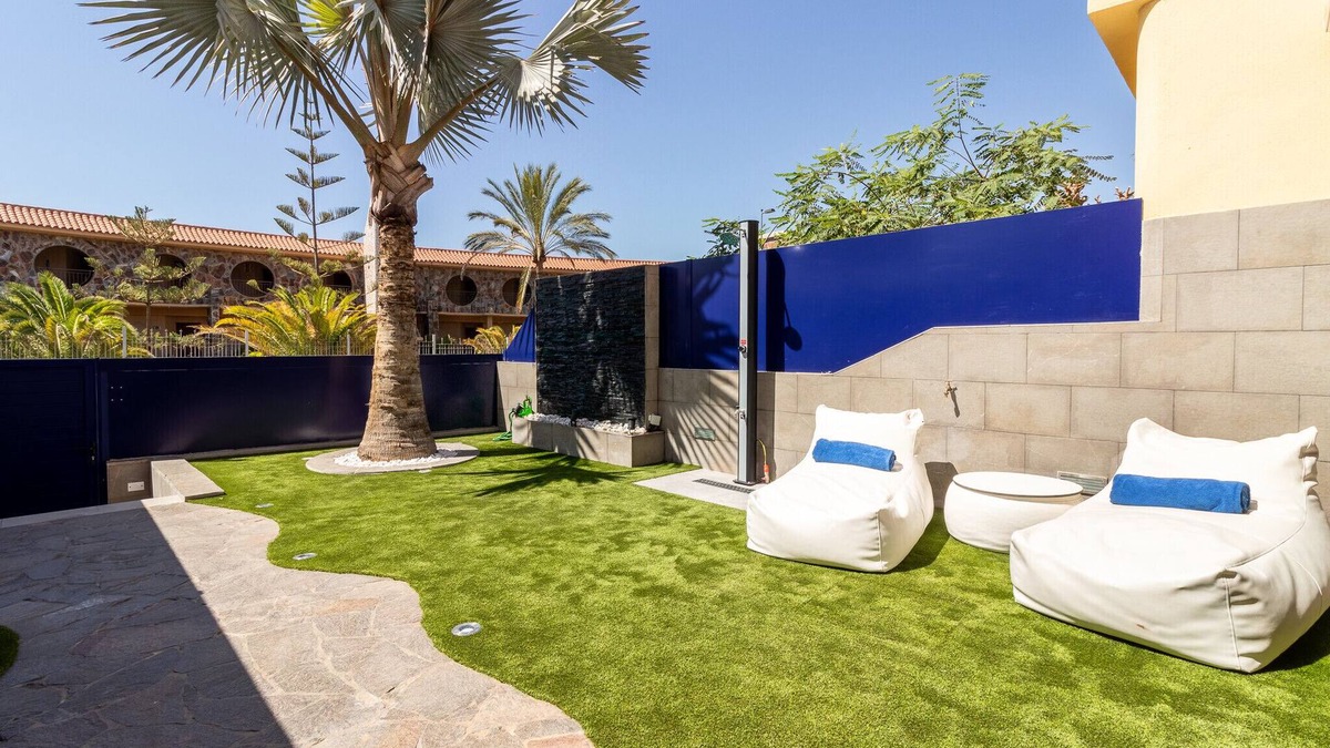 Costa Meloneras Ski Chalet | Bahia Meloneras Deluxe 33 + Pool + Beach + BBQ