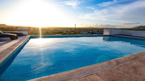 El Tezal Apartment | Bahia del Tezal II Top floor 2BD Condo Cabo San Lucas