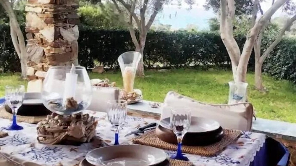 Torre dei Corsari Villa | Baia del Corsaro, villa a few meters from the beach