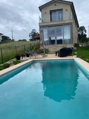 Baiona House | Baiona Pool House
