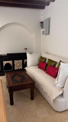 Muscat House | Bait Rawiyah experience an authentic Omani house