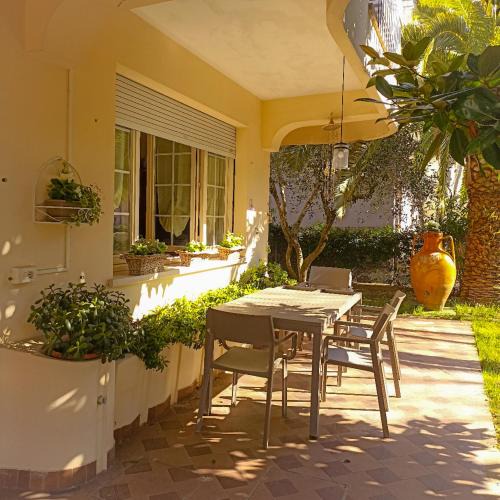 Miramare Bed & Breakfast | Baki B&B