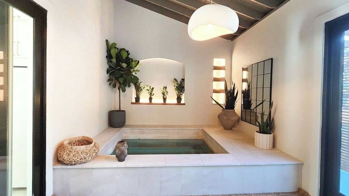 Medicine Park House | Balance-Hot Tub, Spa, Cabin in Medicine Park, King Beds, Gym, Sauna and WIFI