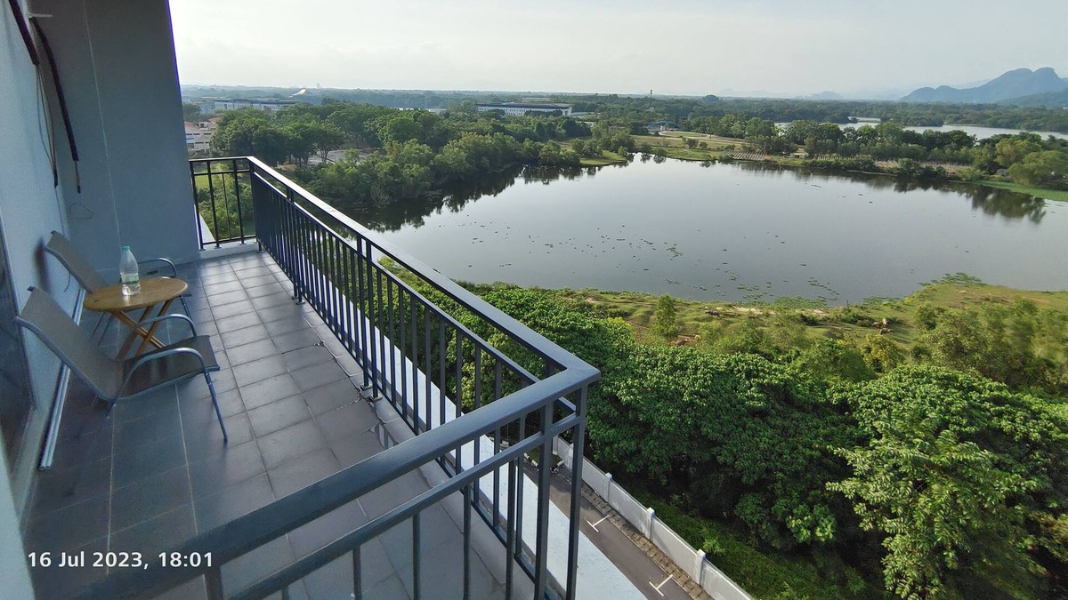 Taman Bandar Baru Condo | Balcony Breathtaking Forest, Lake, and Mountain Views Spacious Condo