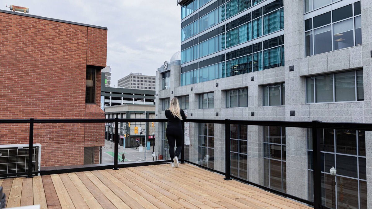 Kitchener Apartment | Balcony Studio Unit Queen Bed overlooking the city in Prime Downtown Location