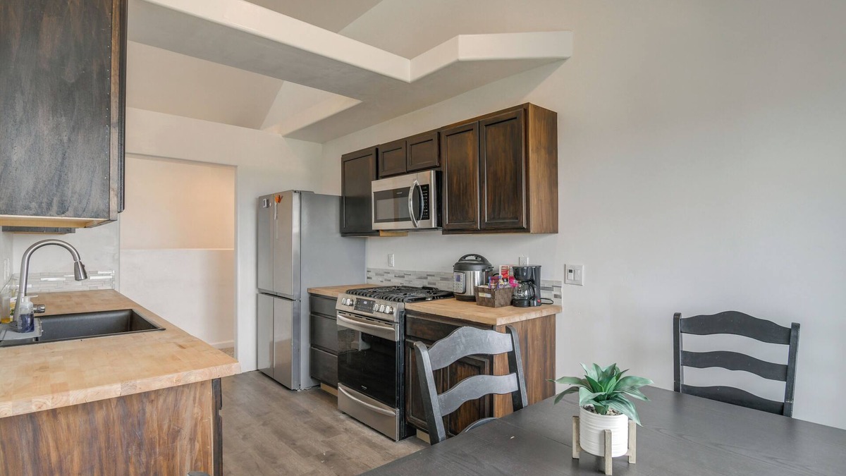 Idaho Falls Apartment | Balcony & Stunning Views: Airy Apt in Idaho Falls