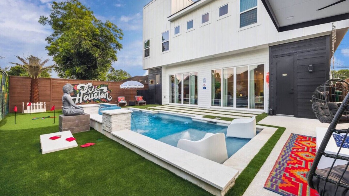 Southeast Houston House | Bali in Houston-Unit B,4BR/4Bath
