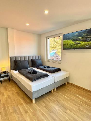 Neureut Sudlicher Teil Apartment | Balkonliebe Karlsruhe - Waschmaschine, Stellplatz, Balkon, Regendusche