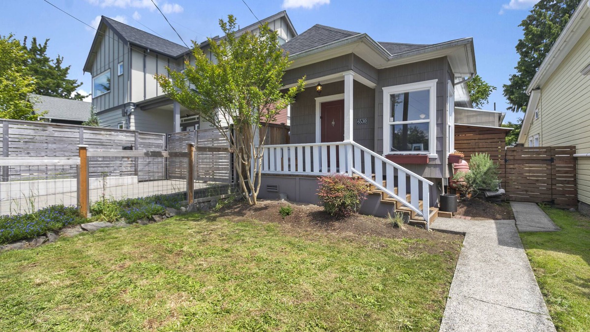 Ballard House | Ballard Bungalow - Walk to DT Ballard/Water
