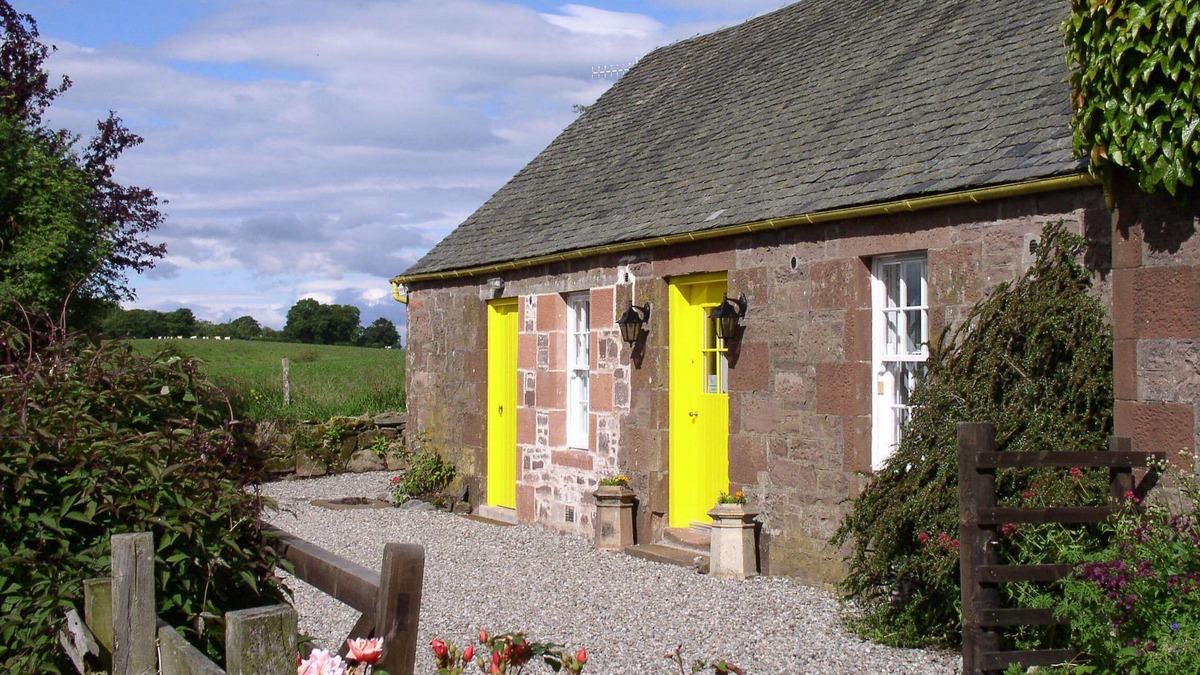 Kippen House | Ballat Smithy Cottage, ideally located for Loch Lomond & Trossachs ST00079F