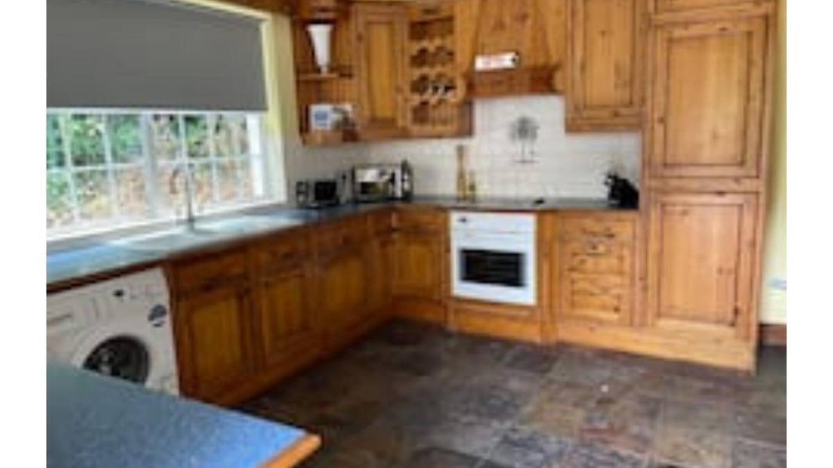 Lisburn House | Ballinderry Station Cottage - luxury stay.