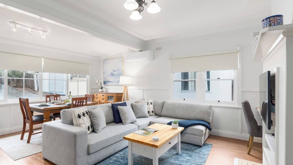 Balgownie Cottage | Bally Escape Cottage Serenity in a Scenic Village