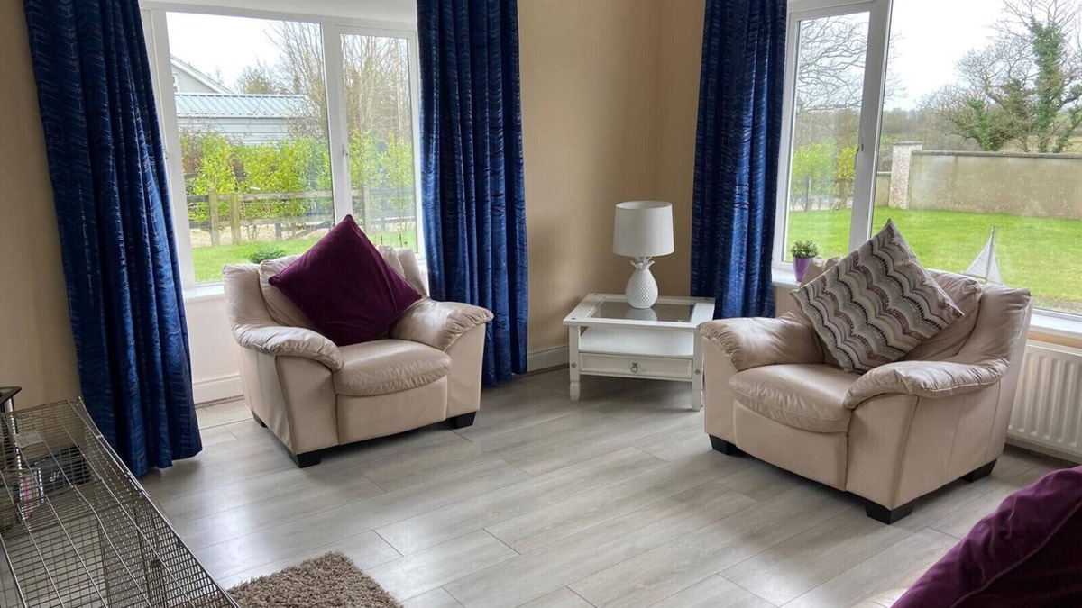 Cahore Ski Chalet | Ballygarrett Holiday Home