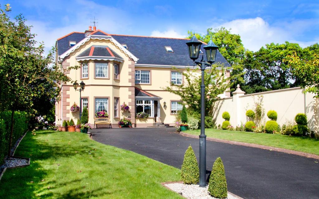 Letterkenny Bed & Breakfast | Ballyraine Guesthouse