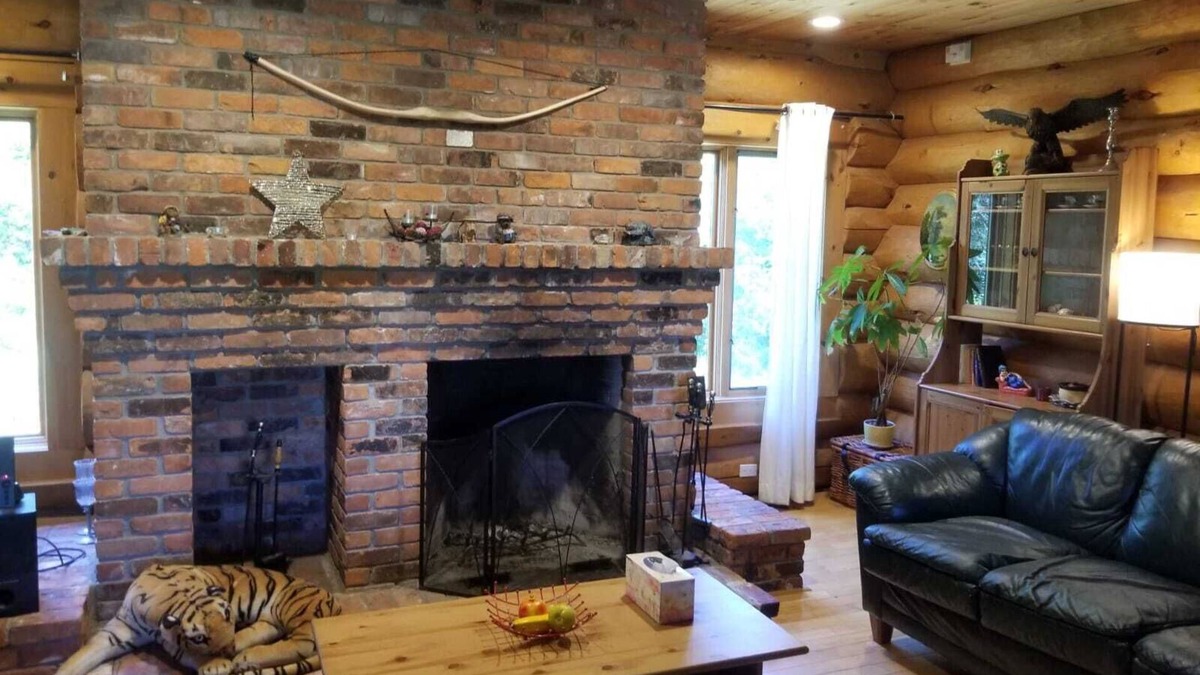 Tiny Cottage | Balm Beach Log Cottage/House - Tiny, Ontario
